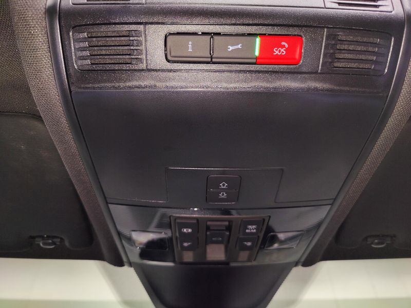 Used 2022 Volkswagen Tiguan SE R-Line Black AWD w/SUnroofImage 30