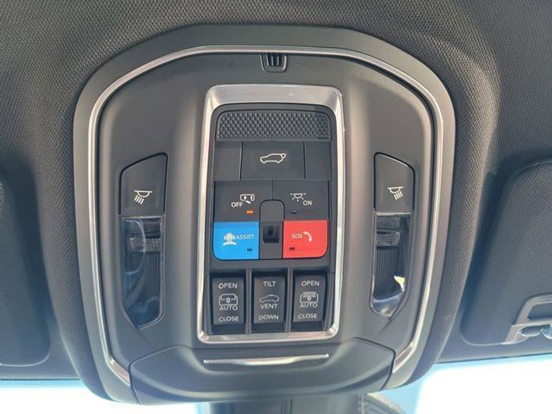 New 2026 Jeep Grand Cherokee L Limited Reserve 4x4