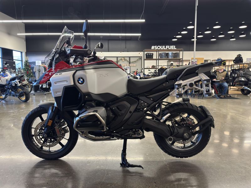 2026 BMW R 1300 GS Adventure - RACING RED 