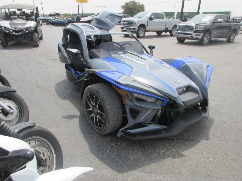USED 2021 POLARIS SLINGSHOT R AUTODRIVE 49ST Image 1