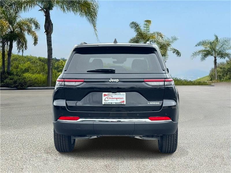 New 2026 Jeep Grand Cherokee Laredo X 4x2