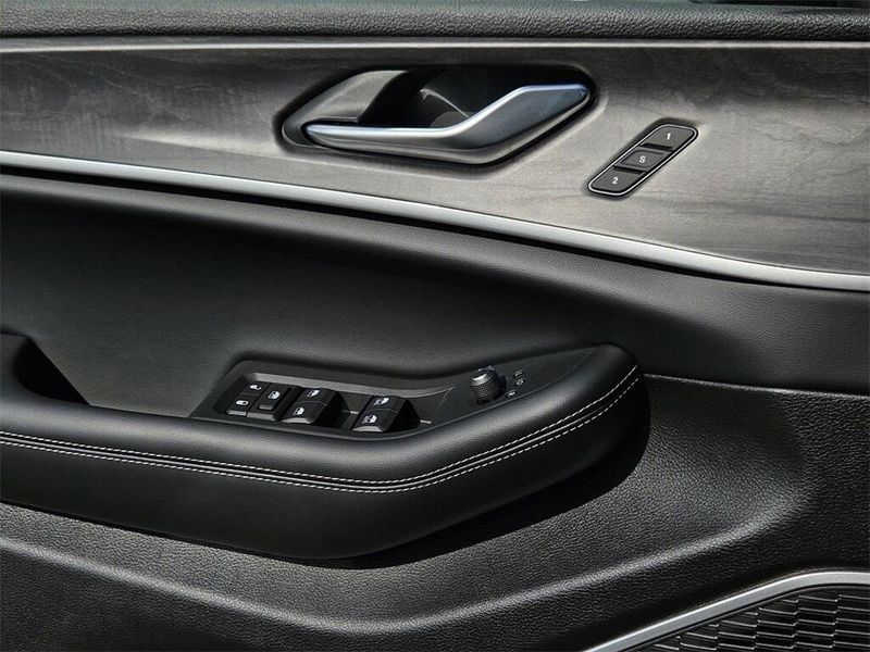 2025 Jeep Grand Cherokee L Limited 4x4Image 20