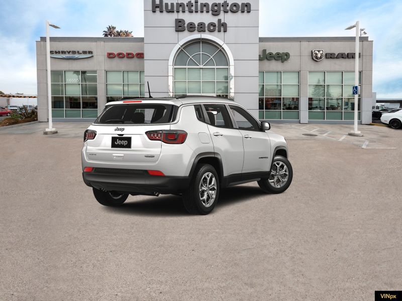 2025 Jeep Compass Latitude 4x4Image 7