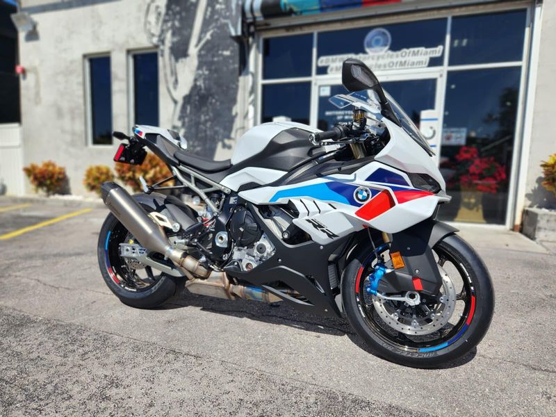 2026 BMW S 1000 RRImage 10