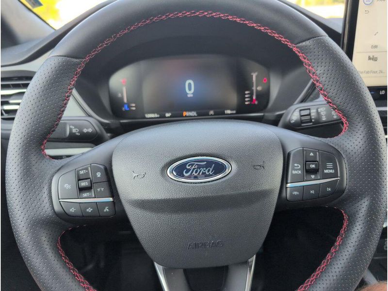 Used 2024 Ford Escape ST-LineImage 21