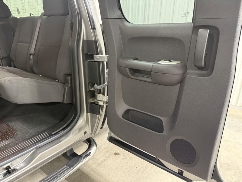 Used 2007 Chevrolet Silverado 1500 LT w/1LTImage 18