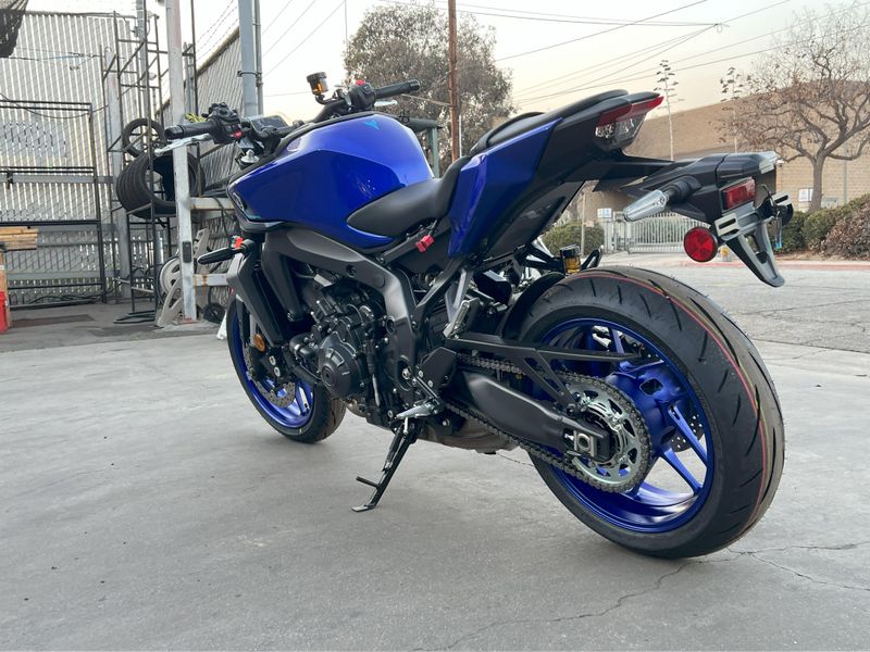 New 2025 Yamaha MT-09 Image 11