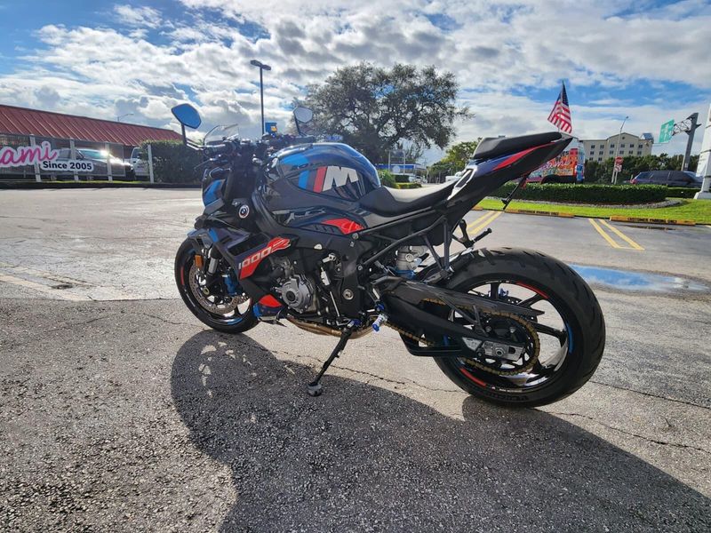 2023 BMW M 1000 RImage 6