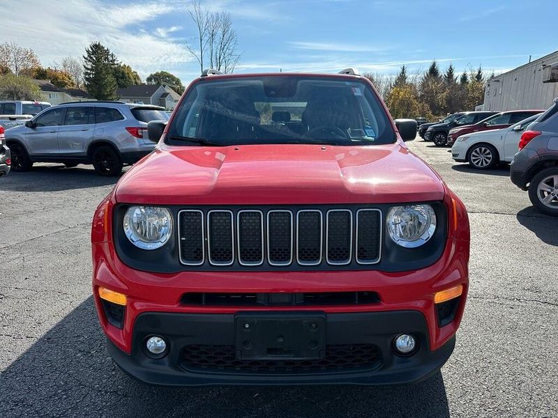 2022 Jeep Renegade LatitudeImage 11