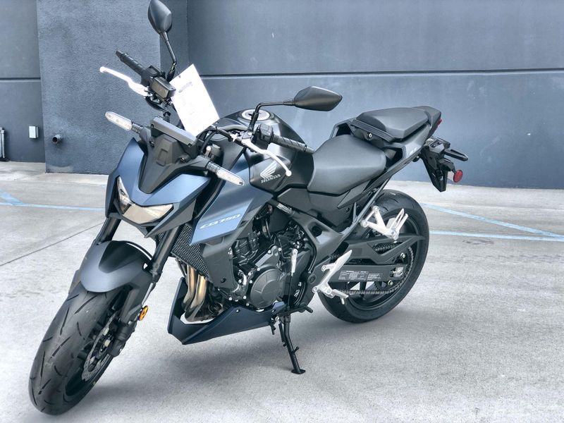 New 2026 Honda CB750 HORNET E-CLUTCH Image 13
