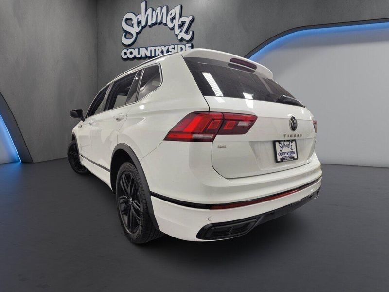 Used 2022 Volkswagen Tiguan SE R-Line Black AWD w/SunroofImage 12