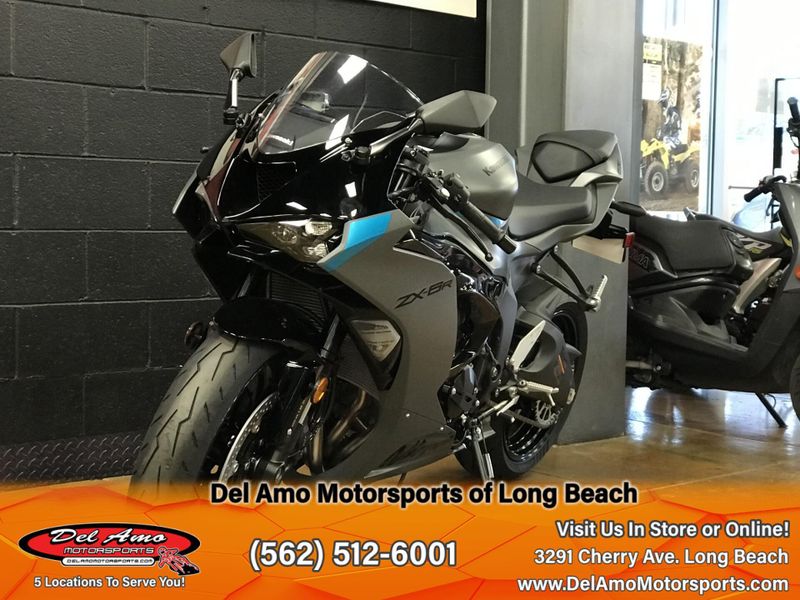 2025 Kawasaki NINJA ZX-6R ABS Image 11