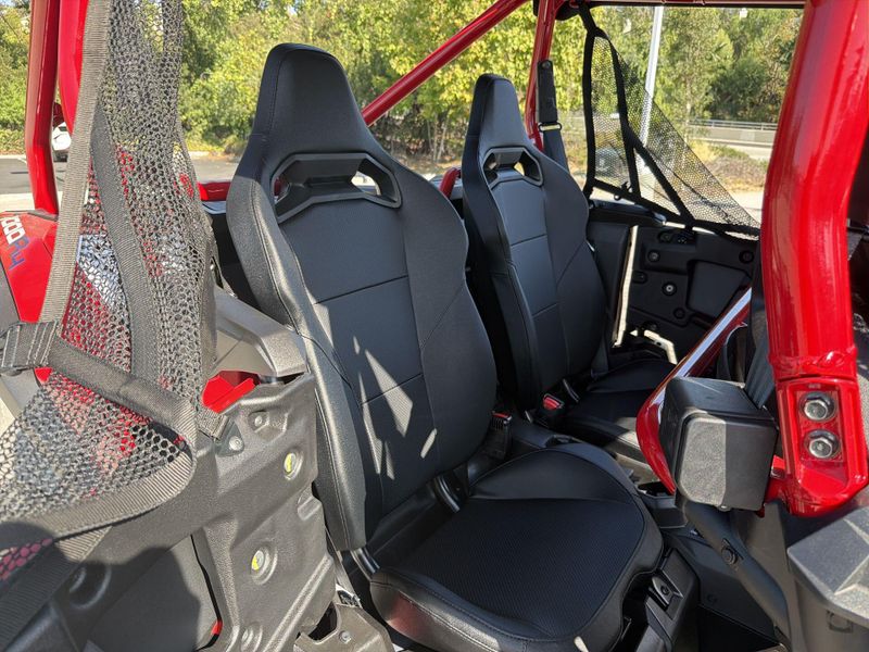 New 2026 Honda TALON1000R4 FOX LIVEVALVE Image 27