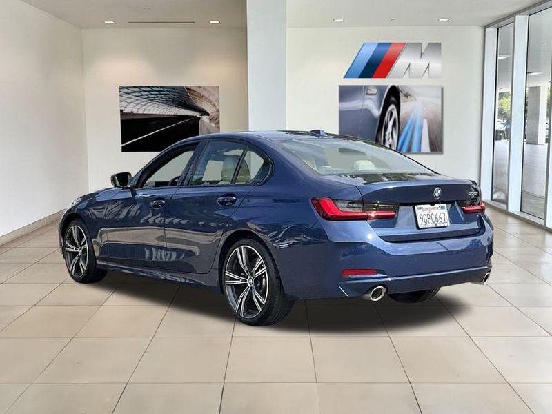 2023 BMW 3 Series 330iImage 5