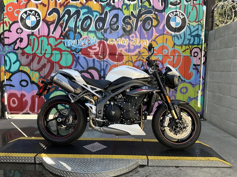 2019 Triumph SPEED TRIPLE RSImage 7