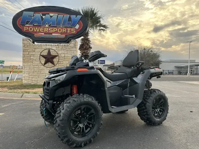 2025 CFMOTO CFORCE 1000 TOURING ZIRCON BLACK Image 2