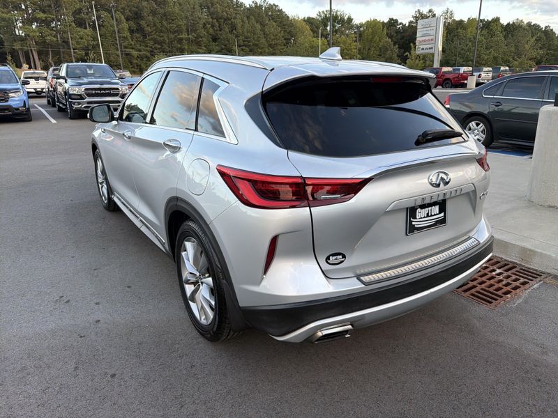 Used 2019 INFINITI QX50 LuxeImage 17