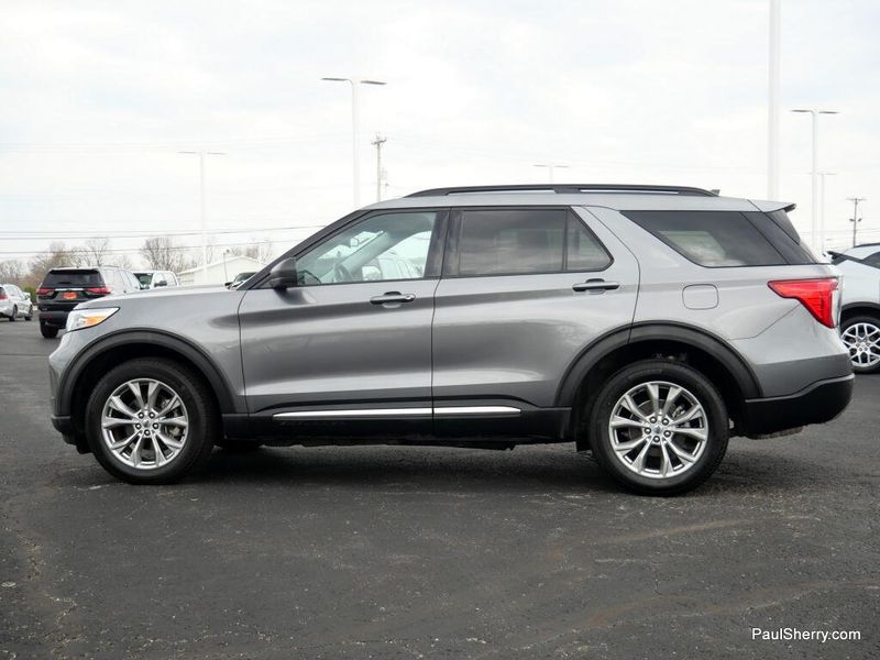 Used 2024 Ford Explorer XLT