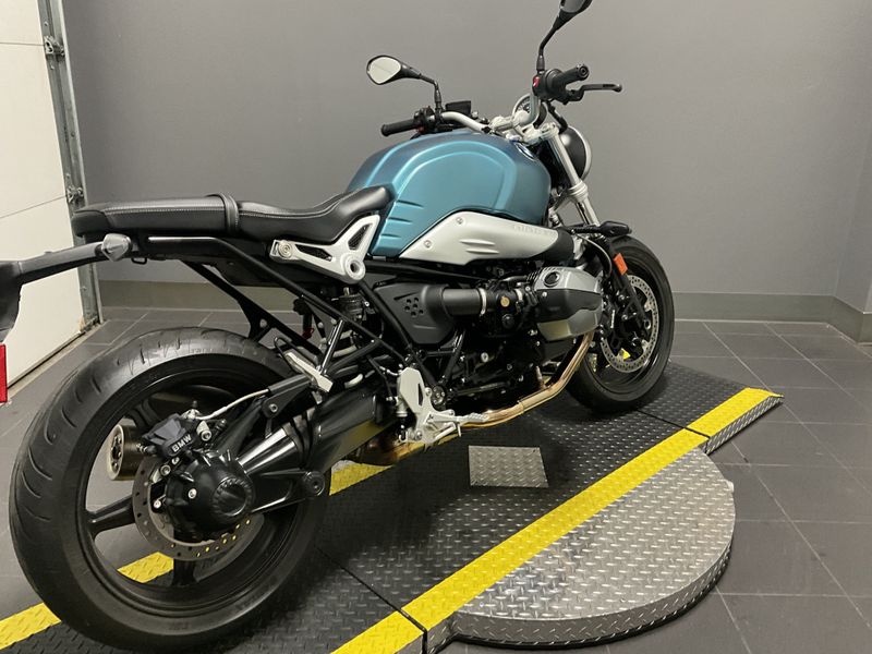 2021 BMW R NINET PURE in a TURQUOISE exterior color. BMW Motorcycles of Modesto 209-524-2955 bmwmotorcyclesofmodesto.com 