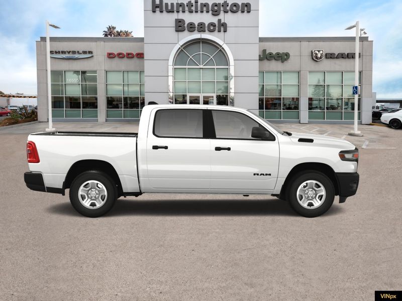 2025 RAM 1500 Tradesman Crew Cab 4x4Image 9