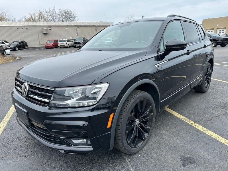 2021 Volkswagen Tiguan 2.0T SE R-Line BlackImage 9