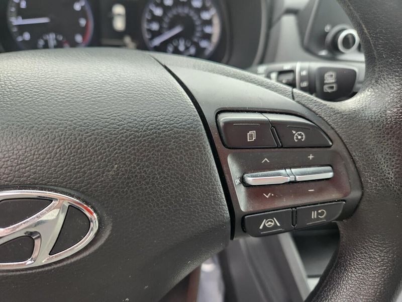 Used 2023 Hyundai Kona SEL