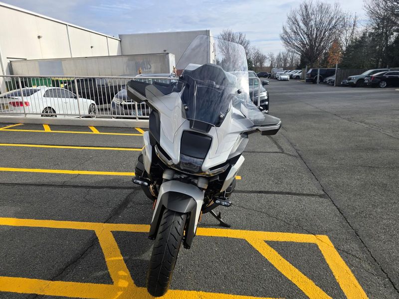 New 2026 BMW R1300RT Image 3