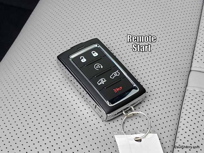 2026 Jeep Grand Wagoneer L Summit Obsidian 4x4