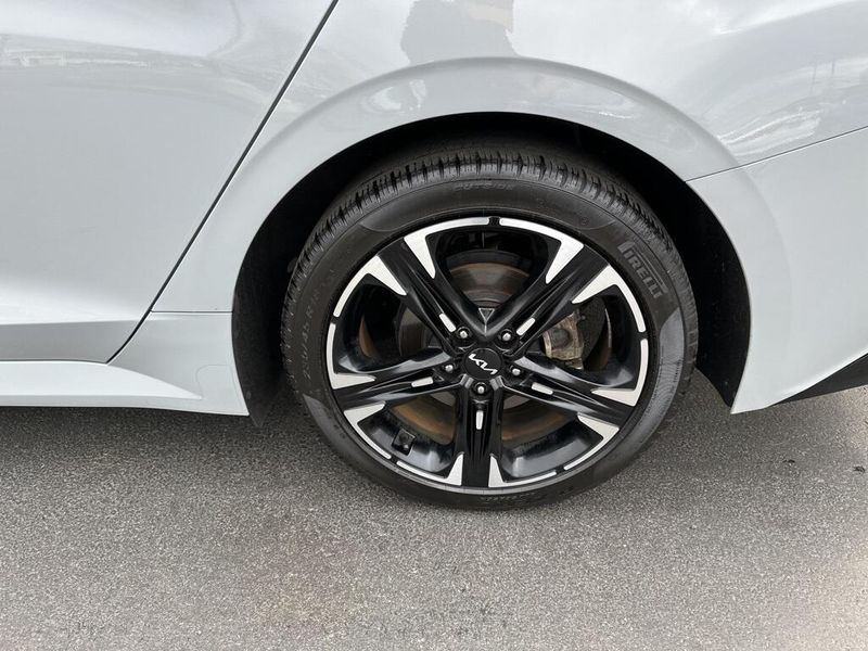 2024 Kia K5 GT-LineImage 12