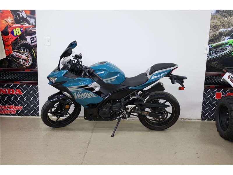 Used 2021 Kawasaki NINJA 400 Image 2