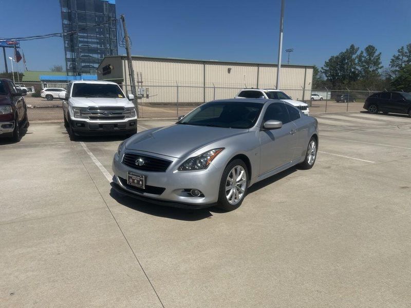 Used 2014 INFINITI Q60 BaseImage 1