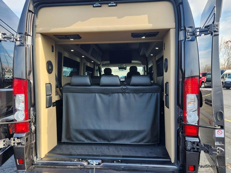 New 2024 RAM Promaster 2500 Slt+ Window Van High Roof 159' Wb