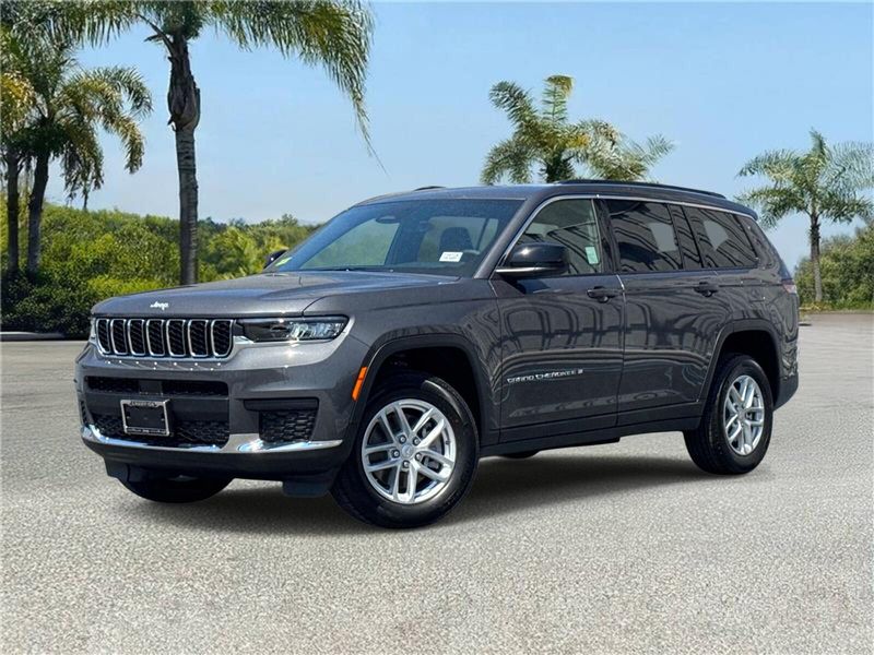 New 2026 Jeep Grand Cherokee L Laredo 4x2