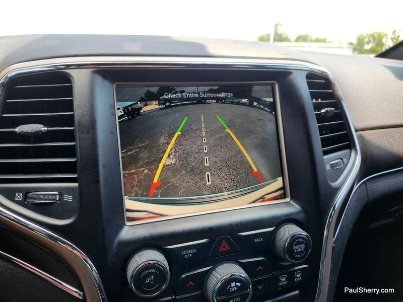 Used 2017 Jeep Grand Cherokee LimitedImage 34