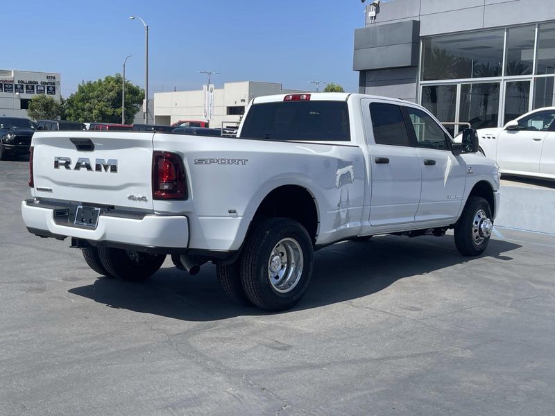 New 2026 RAM 3500 Big Horn Crew Cab 4x4 8' Box