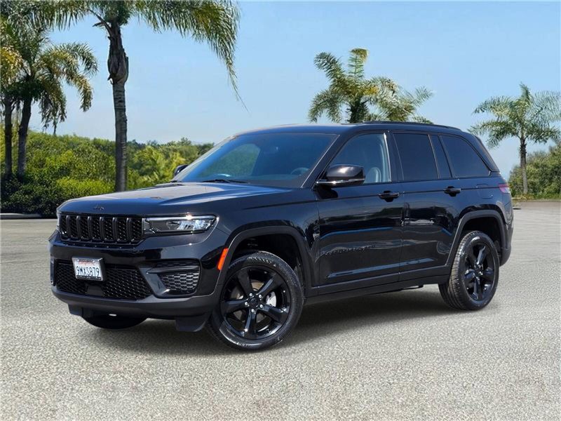 Used 2023 Jeep Grand Cherokee Altitude 4x4