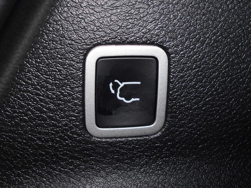 2025 Chrysler Pacifica SelectImage 29