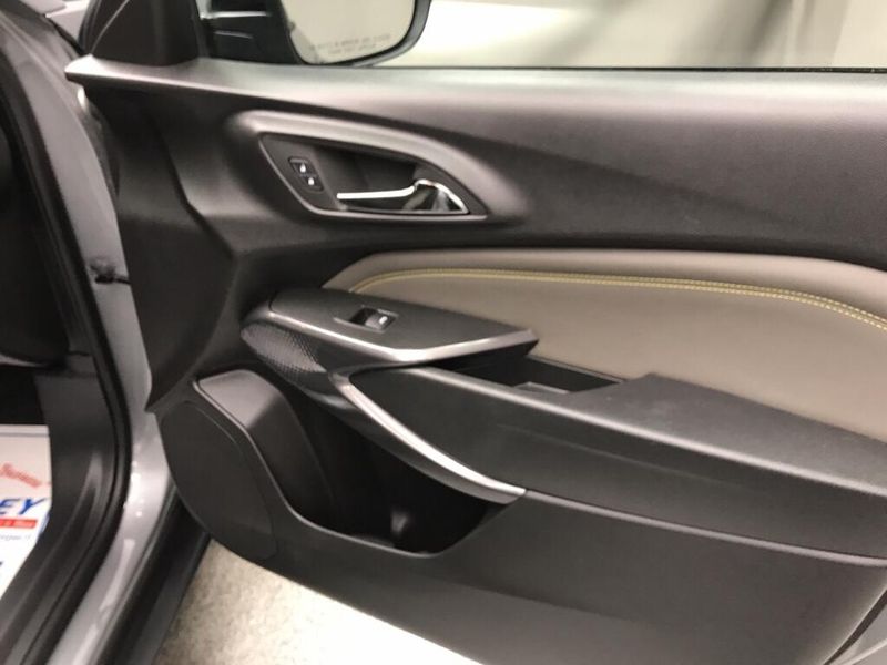 Used 2025 Chevrolet Trax ActivImage 20