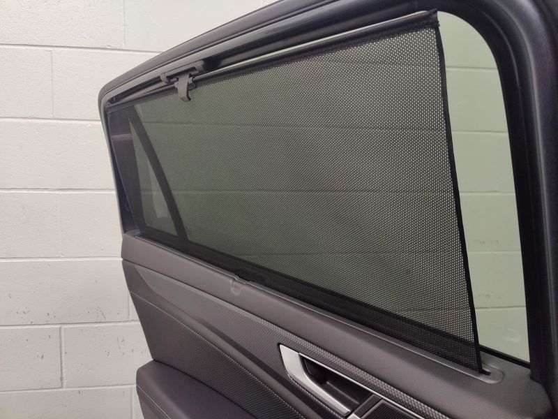 Used 2025 Volkswagen Atlas Cross Sport SEL AWD w/Sunroof & NavImage 22