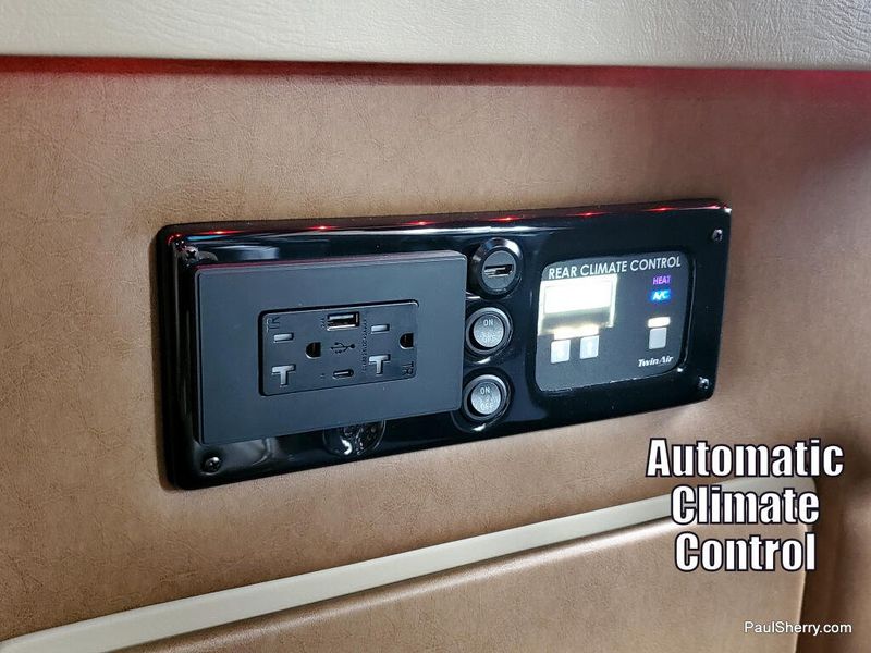 New 2026 RAM Promaster 3500 Slt+ Window Van High Roof 159' Wb Ext
