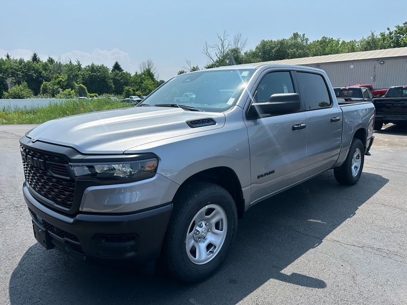 2025 RAM 1500 Tradesman Crew Cab 4x4 5