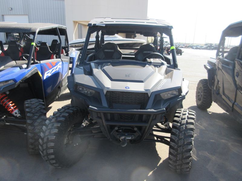 USED 2025 POLARIS GENERAL XP 4 1000 ULTIMATE Image 3