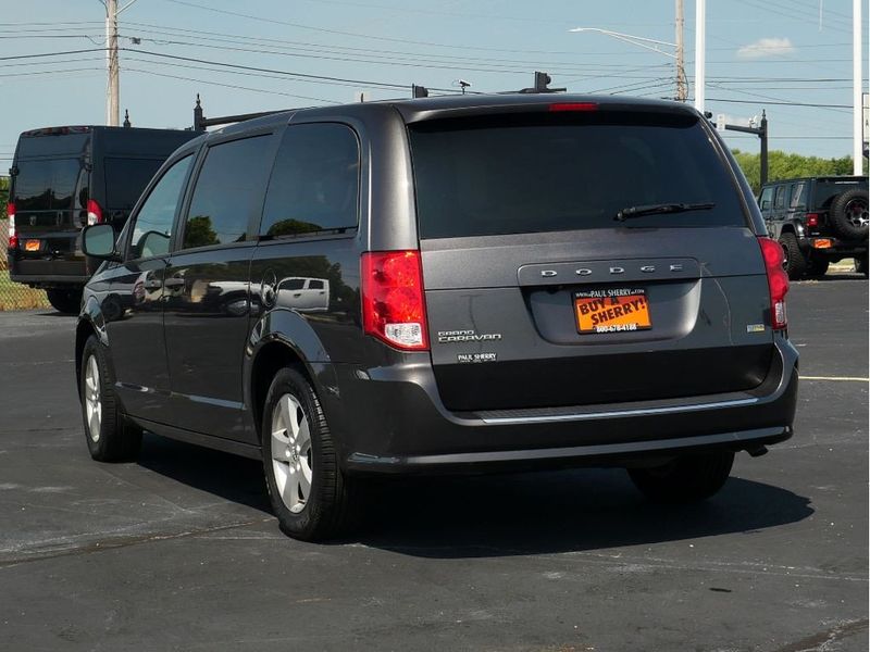 2019 Dodge Grand Caravan SEImage 13