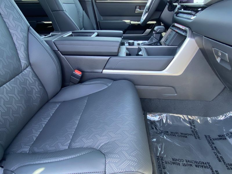 2025 Toyota Tundra LimitedImage 10