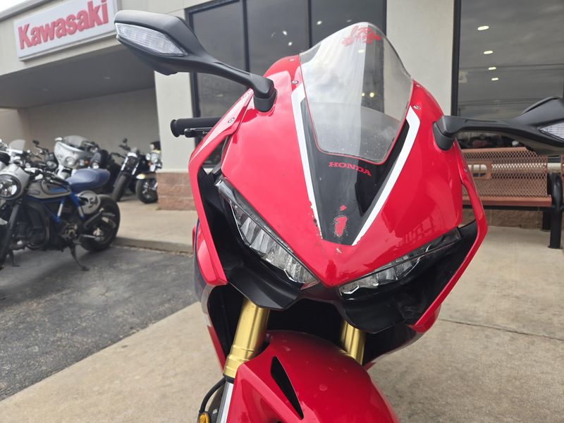 USED 2024 HONDA CBR1000RR BASE Image 8