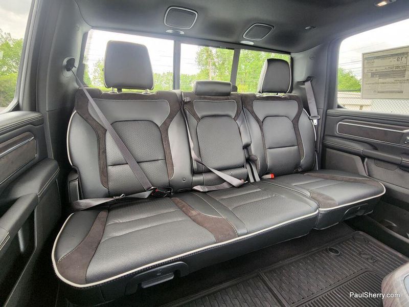 2025 RAM 1500 Laramie Crew Cab 4x4 5