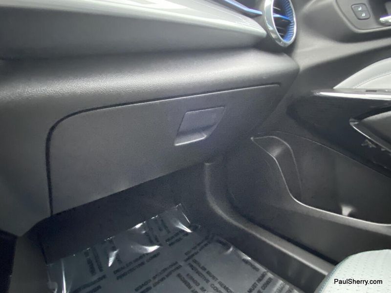 Used 2025 Chevrolet Trax LT