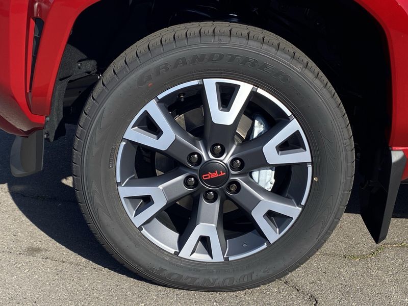 New 2025 Toyota 4Runner TRD Sport PremiumImage 8