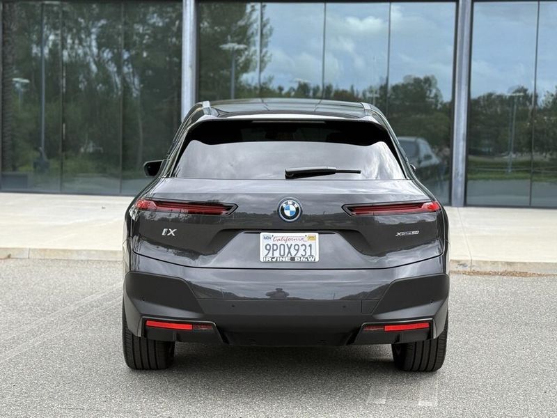2025 BMW iX xDrive50Image 7