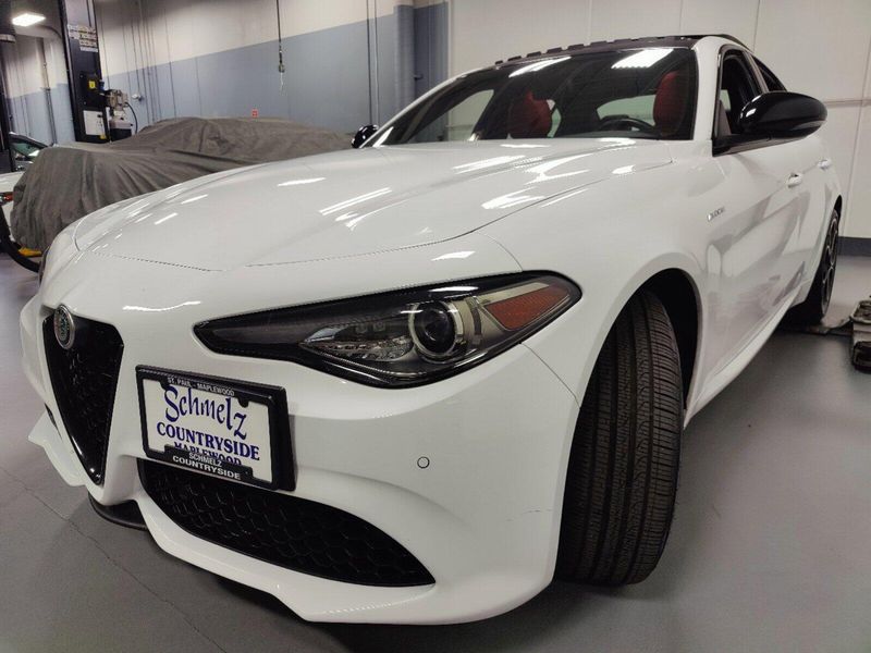 2022 Alfa Romeo Giulia Veloce in a Alfa White exterior color and Blackinterior. Schmelz Countryside Alfa Romeo (651) 867-3222 schmelzalfaromeo.com 